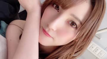 【エロ動画】飯岡かなこの無修正動画が流出！？デビューから現在まで！美乳令嬢の魅力に迫る！のサムネイル画像