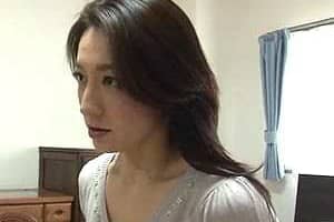 【エロ動画】松本まりなの無修正動画が流出!?美乳で美熟女の過激AV7本紹介！のサムネイル画像