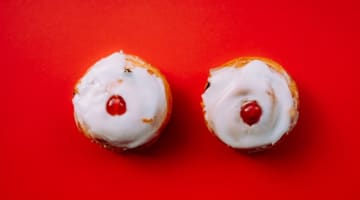 大きい乳輪を小さくする方法とは？大きくなる原因や男性の本音を暴露…！のサムネイル画像