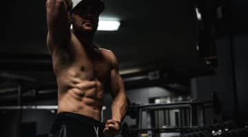 筋トレはセックスに役立つの？セックスに役立つ筋トレ方法、女子受けする箇所を紹介！のサムネイル画像