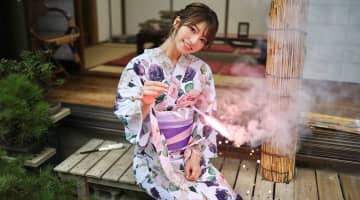 【エロ動画】上原亜衣の無修正動画が流出!？Eカップ美女の過激AVをまとめてみた！のサムネイル画像