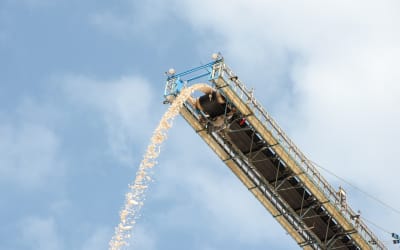 大量射精も夢じゃない？元気に放出するためのコツを伝授！のサムネイル画像
