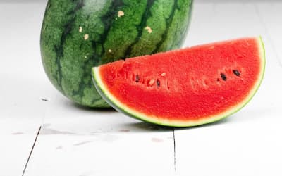 スイカで勃起力アップ！？気になる成分と効果は？のサムネイル画像