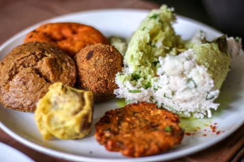 Hela Bojun - empowering women through Sri Lankan food - Wale&Meのサムネイル