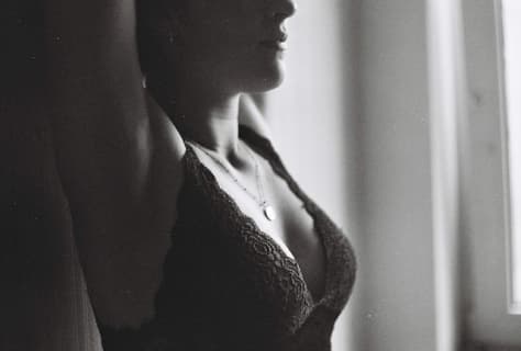 【2026年最新情報】東京・池袋のヘルスを格安・大衆・高級店別に6店厳選！ランクごとの相場料金も必見！ | Heaven-Heaven[ヘブンヘブン]のサムネイル