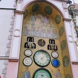 オロモウツ時計塔のサムネイル