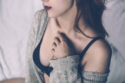 【ヤリチンが解説】貧乳にパイズリしてもらう方法を伝授！巨乳じゃなくても気持ちいい!? | Trip-Partner[トリップパートナー]のサムネイル