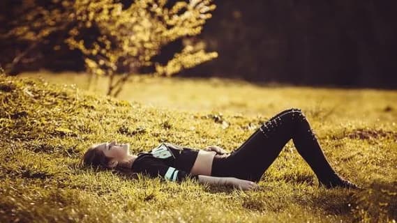 【2025年最新】鹿児島でセックスする方法！ナンパから立ちんぼまで激アツ情報を徹底公開！ | midnight-angel[ミッドナイトエンジェル]のサムネイル