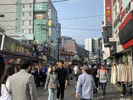 韓国ソウル弘大エリアを在住者が徹底ガイド！エリア別ファッション・グルメまとめ！のサムネイル