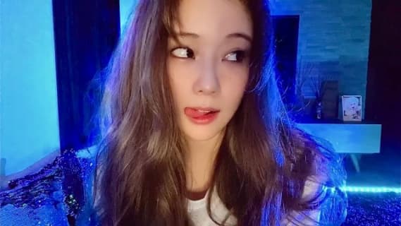 【エロ画像】元グラドルでタレントの重盛さと美のかわいくてエロい画像をまとめてみた！ | happy-travel[ハッピートラベル]のサムネイル
