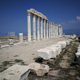 ラオディケア古代都市のサムネイル