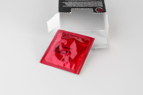 【面白い】タイのコンドームは高品質？タイ人とのセックスは生ハメが基本？ゴム事情を公開！のサムネイル