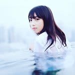 【公式】与田祐希1st写真集 日向の温度さん(@gentoshayoda) • Instagram写真と動画のサムネイル