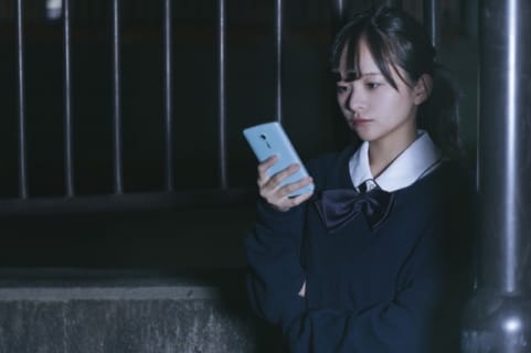 【削除される前に急げ】tiktokにはエロいJKがてんこ盛り！もう普通のSNSとしては見れない？のサムネイル