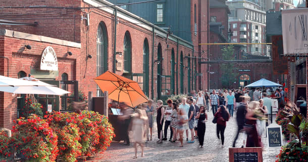 The Distillery Historic District | Home Pageのサムネイル