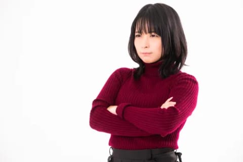 【恋愛プロが解説】彼女が急に不機嫌になったときどうすればいい？気分屋の対処法を伝授！のサムネイル