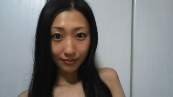 【動画付き】壇蜜のエロすぎるマッサージ動画！完全に見えているし感じてる!?のサムネイル