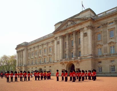 The State Rooms, Buckingham Palaceのサムネイル