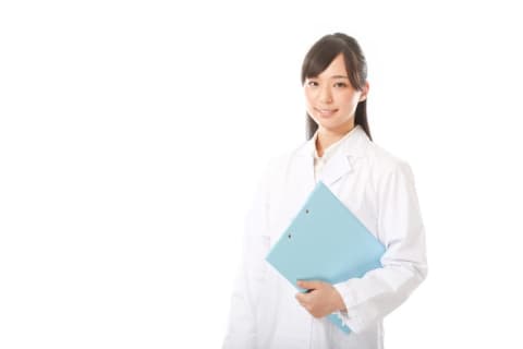 【遊び人が解説】理系女子の特徴は？効率良く落とすテクと体験談を紹介！のサムネイル