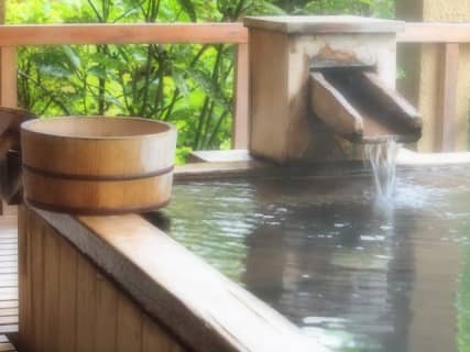 【温泉マニアが解説】混浴温泉でエッチな体験談！スケベなハプニングが多いって本当？ | Trip-Partner[トリップパートナー]のサムネイル