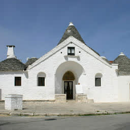 トゥルッロ・ソヴラーノのサムネイル