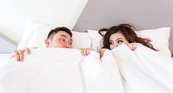 【風俗嬢が解説】やっぱり処女のセックスは痛いの？初めてのセックスのポイントを伝授！のサムネイル