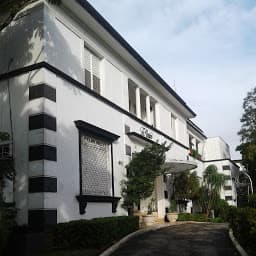 La Maisonのサムネイル