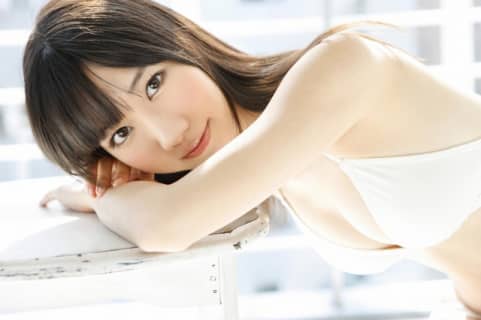 【エロ画像】柏木由紀のエロい写真まとめ！おっぱい・谷間が抜ける！ | happy-travel[ハッピートラベル]のサムネイル