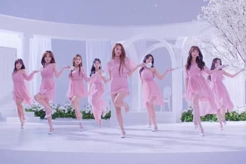 LOVELYZ(ロブリズ) 流出情報とお宝画像8選・動画2選！【2025年】 | happy-travel[ハッピートラベル]のサムネイル