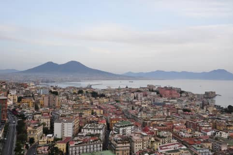 これで完璧！魅惑の港湾都市イタリア・ナポリ観光！在住者がモデルコースをご紹介！のサムネイル