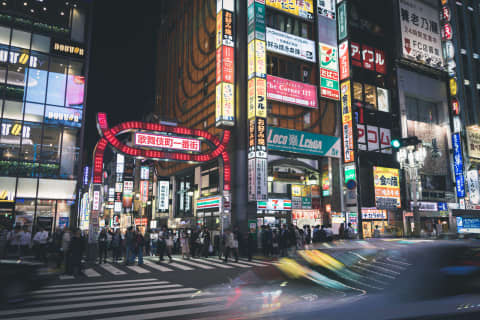 【2020年最新】新宿のおすすめオナクラ厳選5選！リーズナブルな手コキ店はここ！のサムネイル