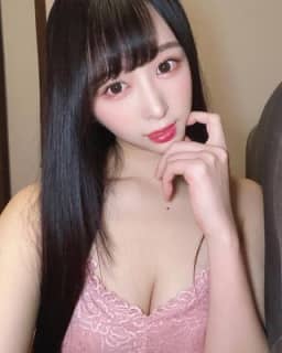 【エロ画像】真島なおみの9頭身ボディがエロすぎる！ドール系美少女がグラビアで本領発揮！ | happy-travel[ハッピートラベル]のサムネイル