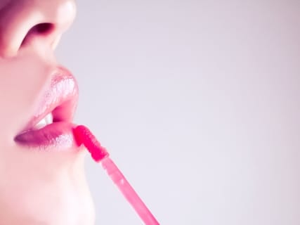 【変態女子が解説】中出しってどんな感覚？出された瞬間に気付ける？実際の体験を紹介！のサムネイル