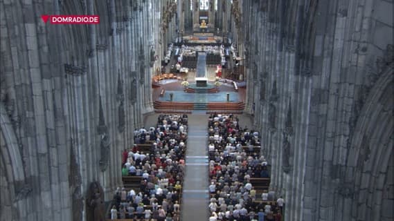 Holy Mass on the Solemnity of All Saints from Cologne Cathedral 1 November 2018 HDのサムネイル