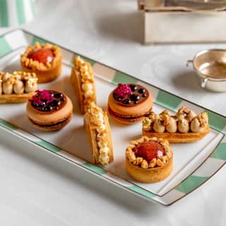 Afternoon Tea: London's Leading Traditional Afternoon Tea - Claridge'sのサムネイル
