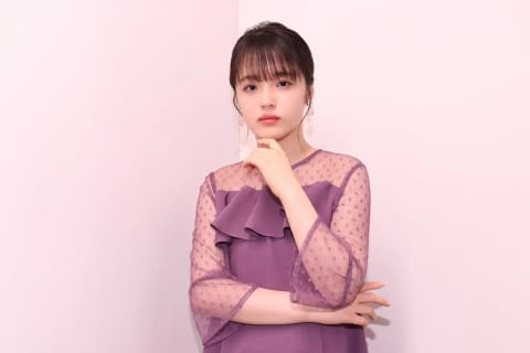 豊嶋花のエロ全集！おっぱい・乳首・パンチラ・お尻まとめ | maruhigoodslabo[グッズラボ]のサムネイル