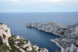 Visit the Calanques from Marseille to Cassisのサムネイル