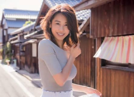 【エロ画像】加藤綾子のエロいおっぱい画像まとめ！あやぱんは推定Eカップ!? | happy-travel[ハッピートラベル]のサムネイル
