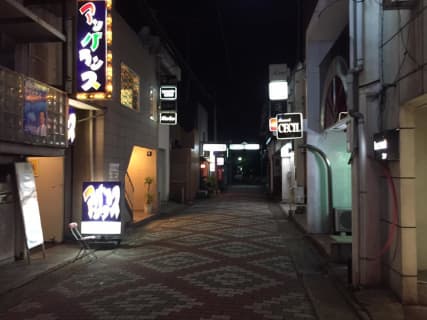 【2020年最新】福知山の風俗5選！本番・NN出来る？淫乱な不倫体験やロリ系と制服プレイも！のサムネイル