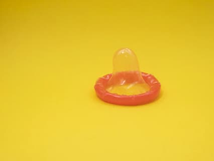 【エロホストが語る】コンドームをしない彼氏のセックスに対する心理とは?理解のさせ方を紹介！のサムネイル