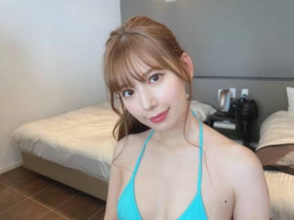 【エロ動画】明里つむぎは小嶋〇菜に激なAV女優！経歴やおすすめ過激AVを紹介！ | happy-travel[ハッピートラベル]のサムネイル