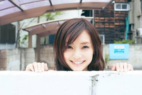 倉科カナのグラビア水着の最高にエロいショット！巨乳おっぱいのセクシーショットをまとめてみた！のサムネイル