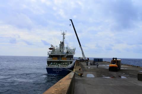 東京都・青ヶ島へ行き方は難しい？絶景・青ヶ島の観光スポット・アクセス・料金を紹介！のサムネイル