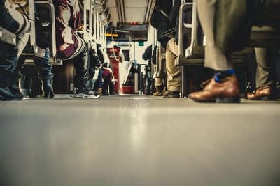 【スナックママの体験談】夜行バスで行われているセックスが卑猥?実はチカンが多い!? | Trip-Partner[トリップパートナー]のサムネイル