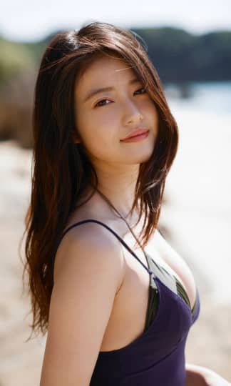 今田美桜 おっぱい