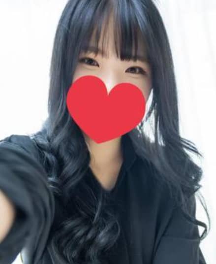 むきたまご日本橋店の女の子
