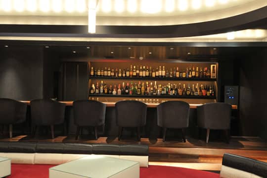 ハプニングバーの画像