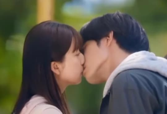 上白石萌歌 エロ