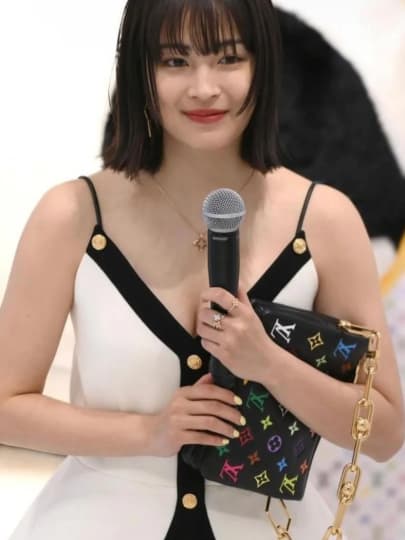 広瀬すず おっぱい
