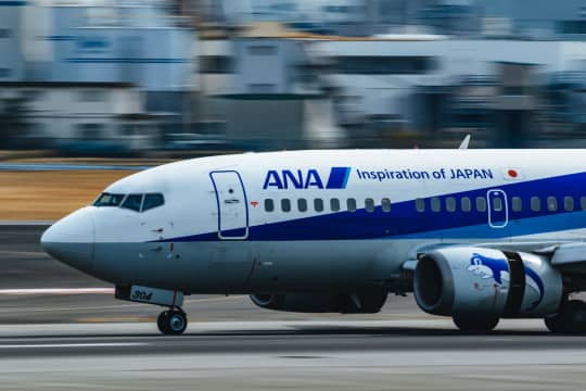 飛行機　Ana